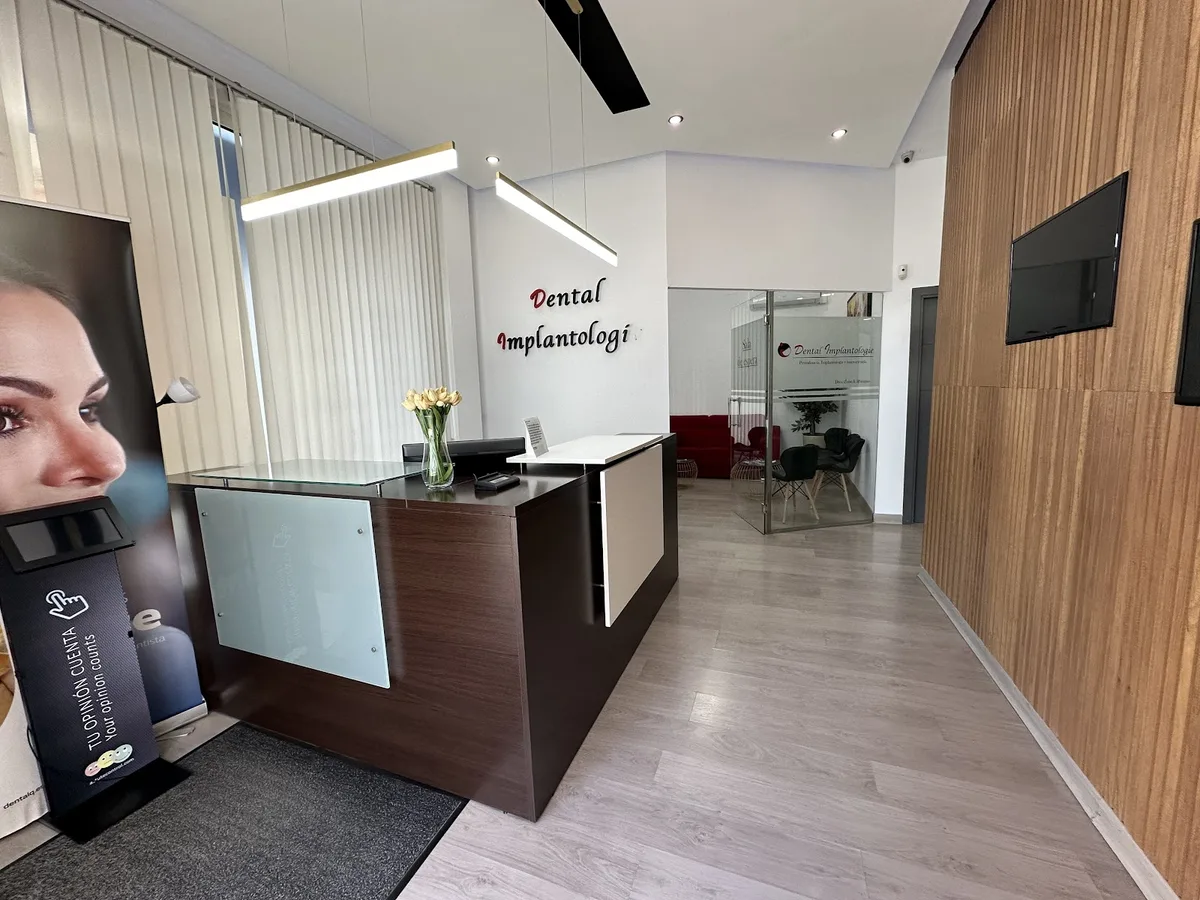 Dental Implantologie